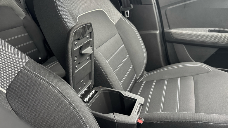 Dacia Jogger 1.6 HEV Expression 5dr Auto Hybrid Estate